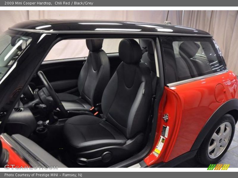 Chili Red / Black/Grey 2009 Mini Cooper Hardtop