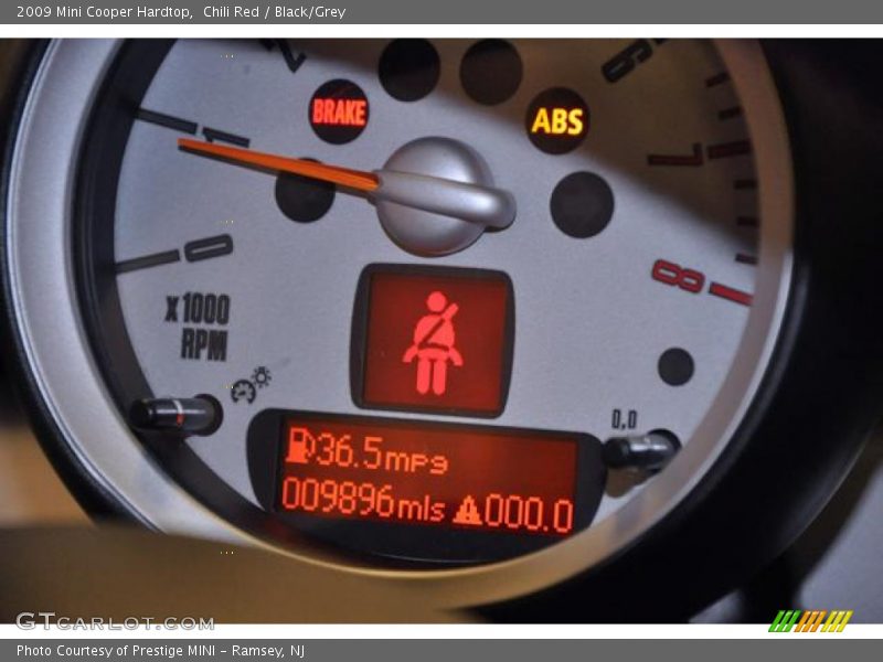 Chili Red / Black/Grey 2009 Mini Cooper Hardtop