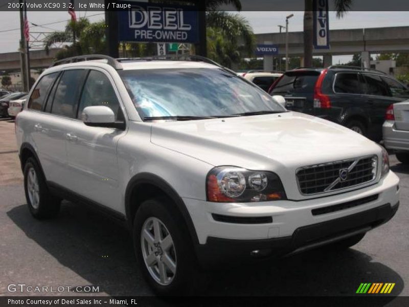 Ice White / Taupe 2007 Volvo XC90 3.2
