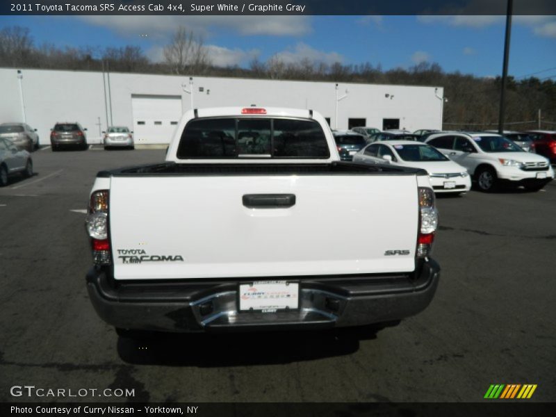 Super White / Graphite Gray 2011 Toyota Tacoma SR5 Access Cab 4x4