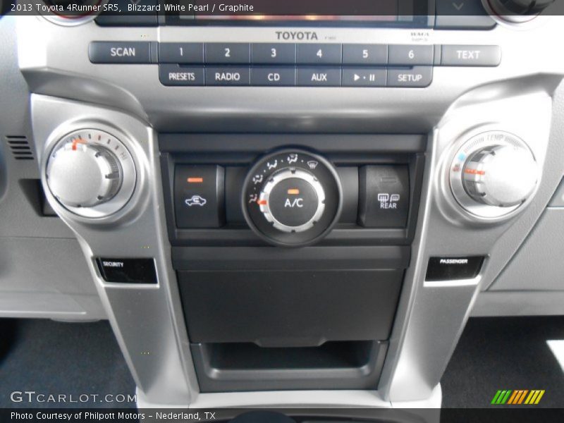 Blizzard White Pearl / Graphite 2013 Toyota 4Runner SR5