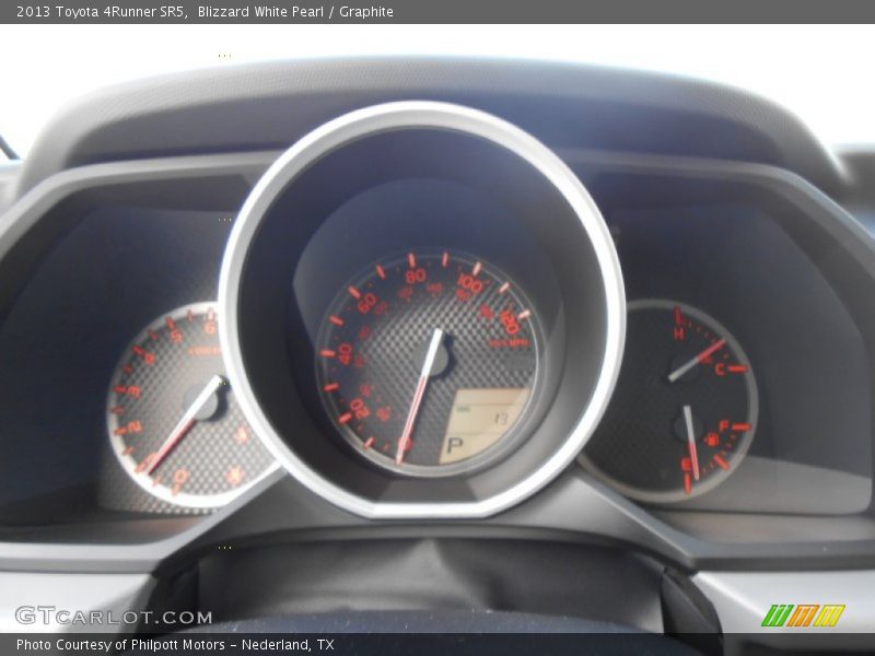 Blizzard White Pearl / Graphite 2013 Toyota 4Runner SR5