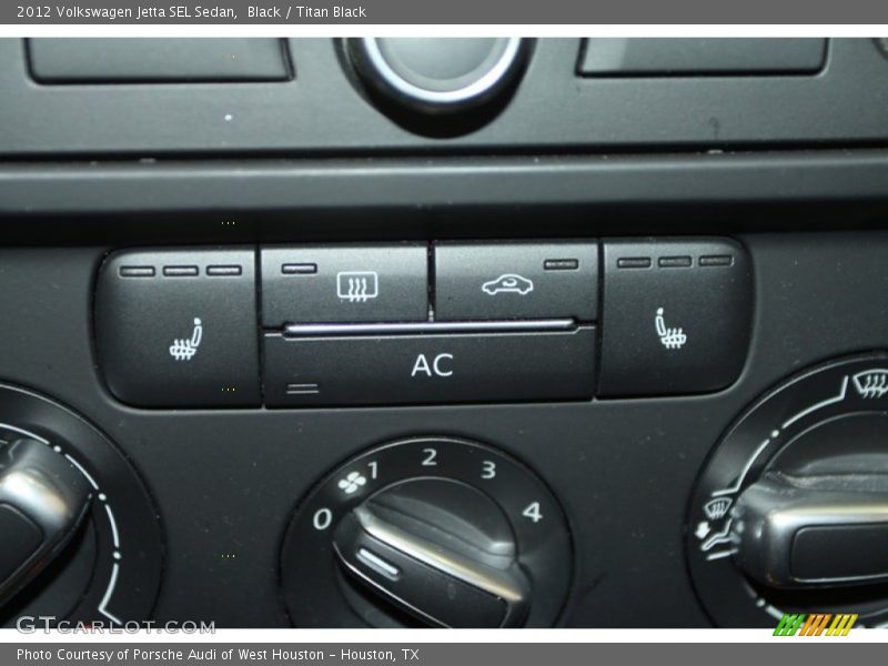 Controls of 2012 Jetta SEL Sedan