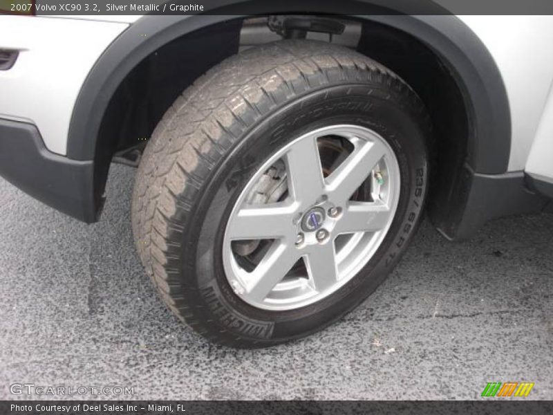 Silver Metallic / Graphite 2007 Volvo XC90 3.2