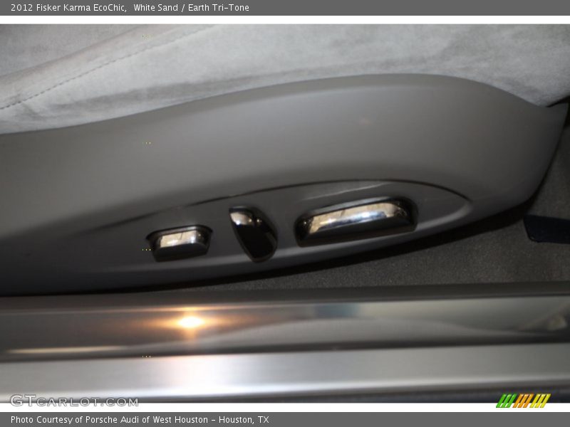 Controls of 2012 Karma EcoChic