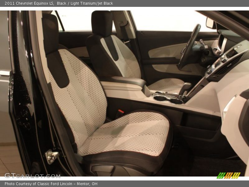 Black / Light Titanium/Jet Black 2011 Chevrolet Equinox LS