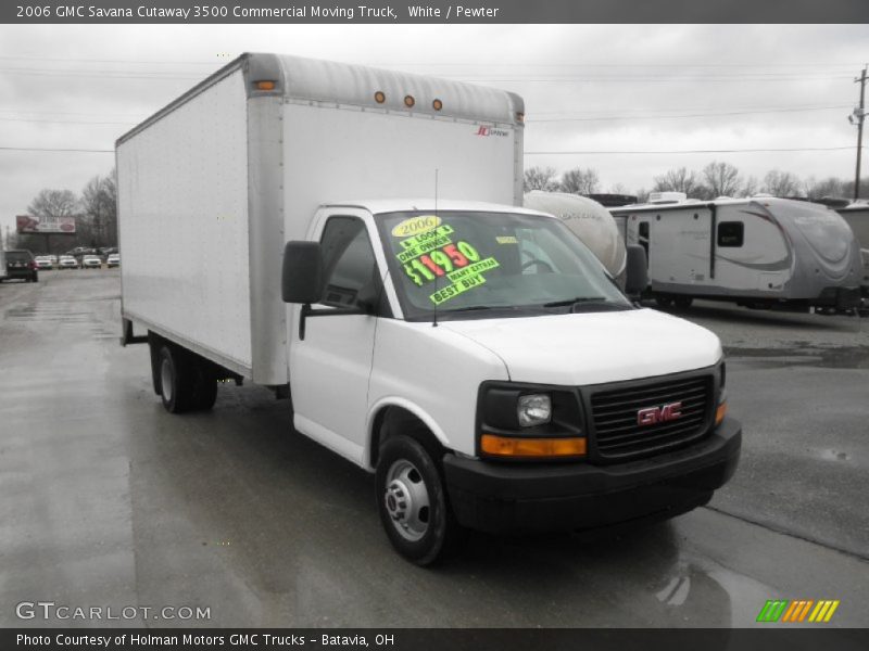 White / Pewter 2006 GMC Savana Cutaway 3500 Commercial Moving Truck