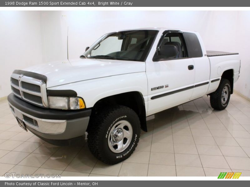 Bright White / Gray 1998 Dodge Ram 1500 Sport Extended Cab 4x4