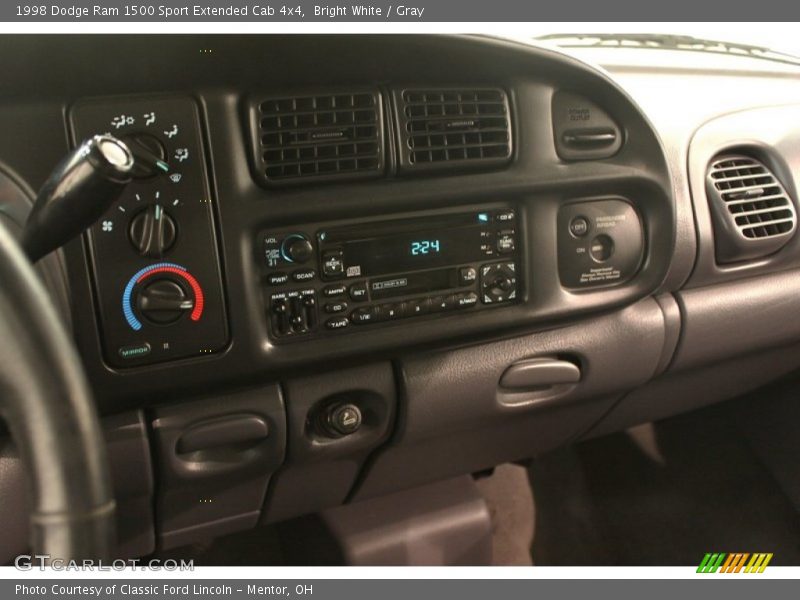 Bright White / Gray 1998 Dodge Ram 1500 Sport Extended Cab 4x4