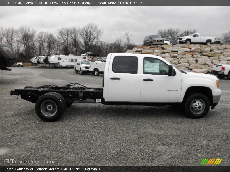 Summit White / Dark Titanium 2013 GMC Sierra 3500HD Crew Cab Chassis Dually