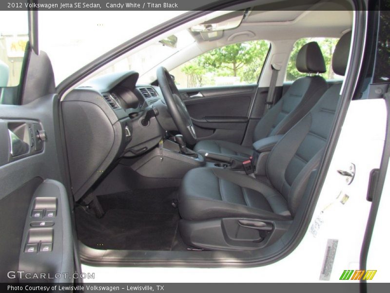 Candy White / Titan Black 2012 Volkswagen Jetta SE Sedan