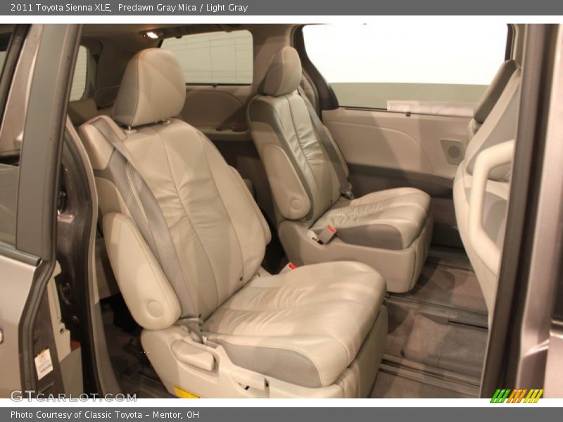 Predawn Gray Mica / Light Gray 2011 Toyota Sienna XLE