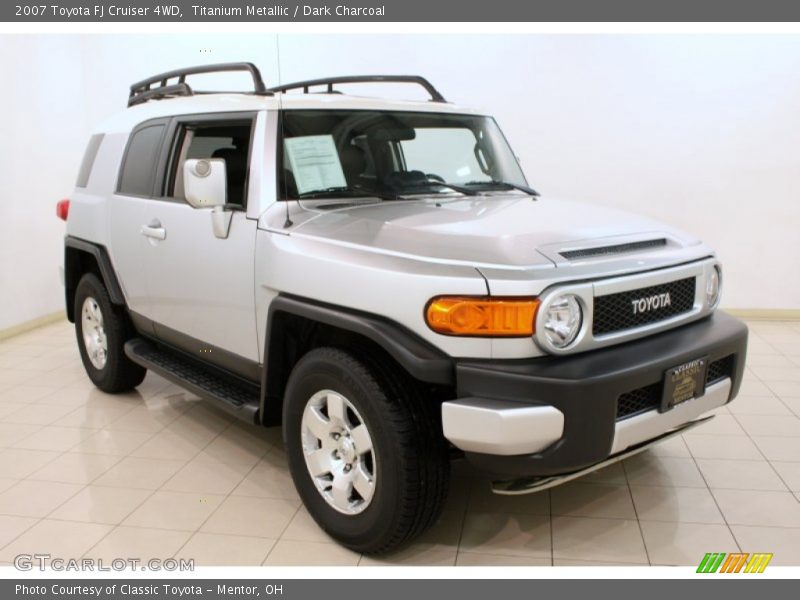 Titanium Metallic / Dark Charcoal 2007 Toyota FJ Cruiser 4WD