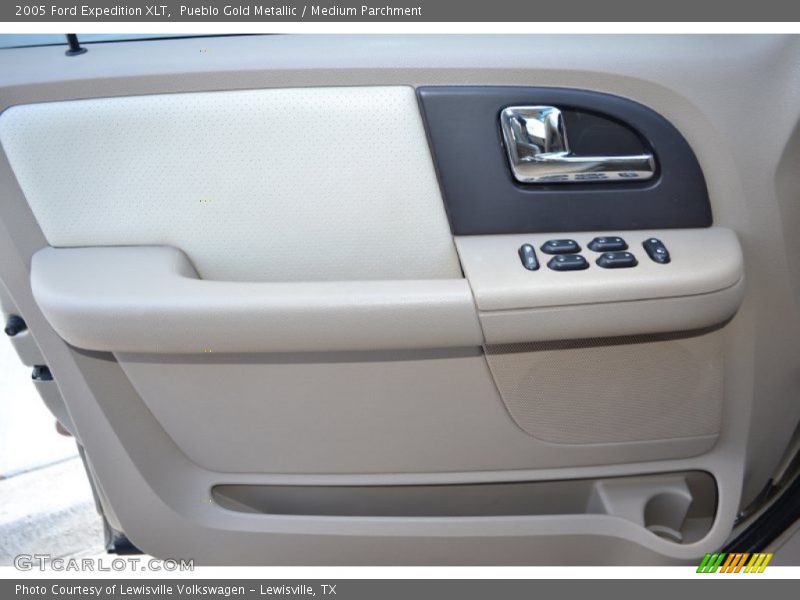 Pueblo Gold Metallic / Medium Parchment 2005 Ford Expedition XLT