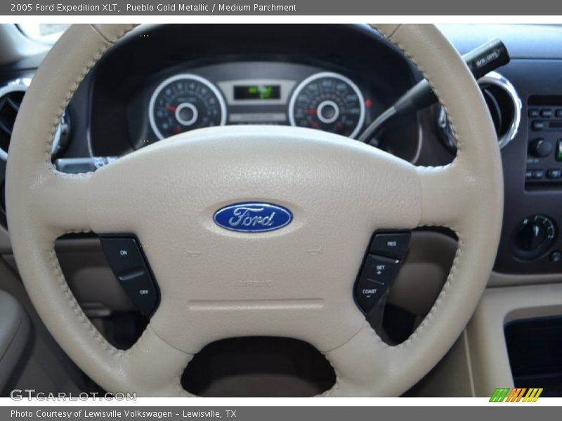 Pueblo Gold Metallic / Medium Parchment 2005 Ford Expedition XLT