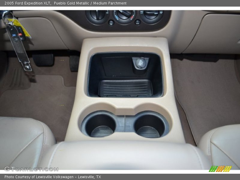 Pueblo Gold Metallic / Medium Parchment 2005 Ford Expedition XLT