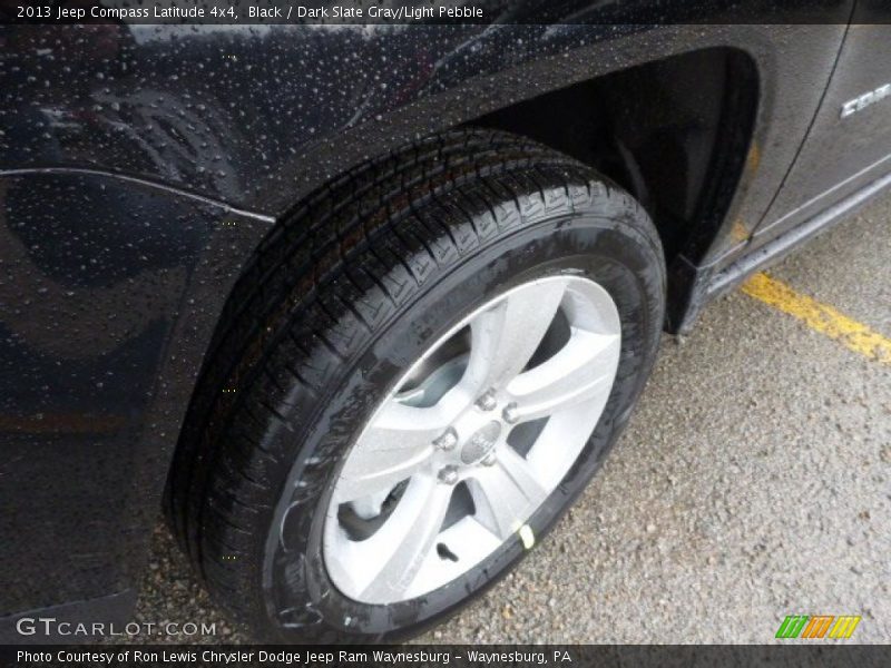 Black / Dark Slate Gray/Light Pebble 2013 Jeep Compass Latitude 4x4