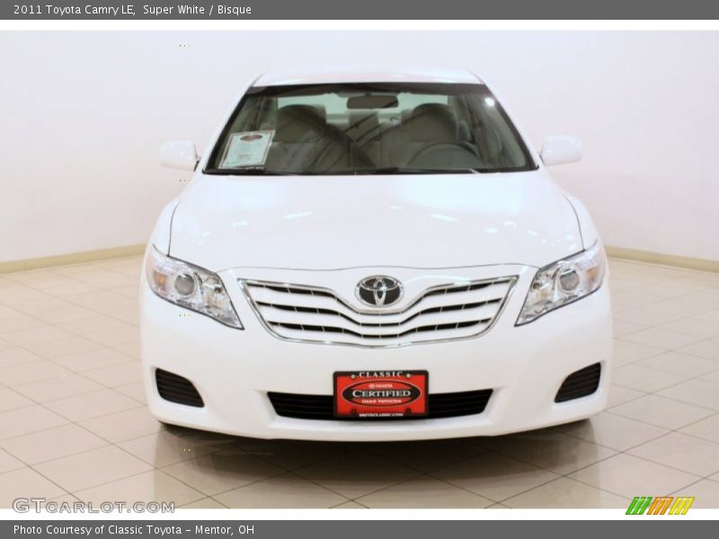 Super White / Bisque 2011 Toyota Camry LE
