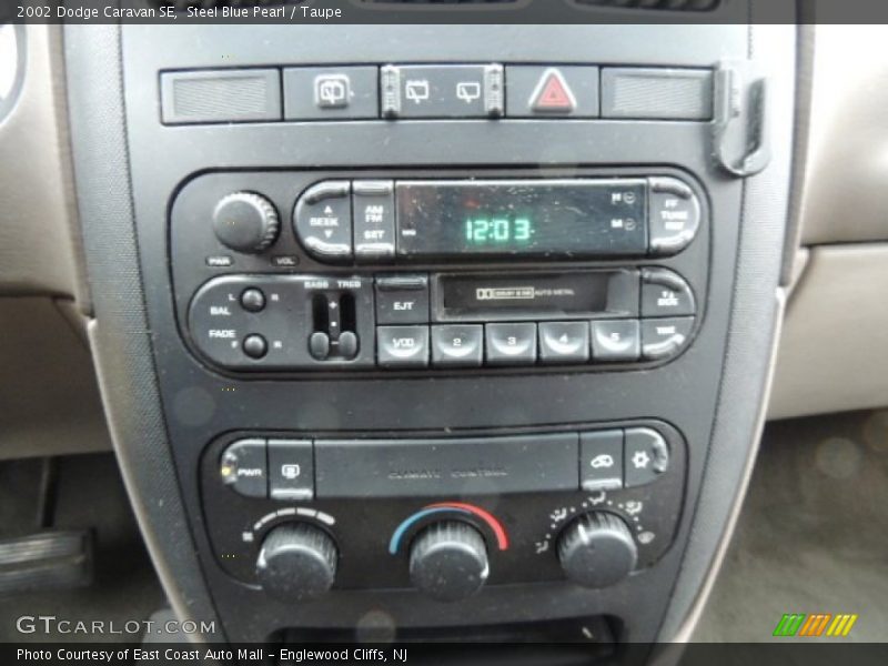 Steel Blue Pearl / Taupe 2002 Dodge Caravan SE