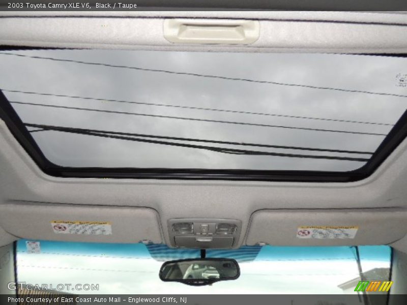 Black / Taupe 2003 Toyota Camry XLE V6