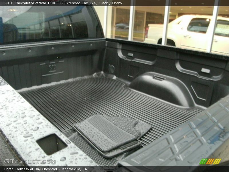 Black / Ebony 2010 Chevrolet Silverado 1500 LTZ Extended Cab 4x4