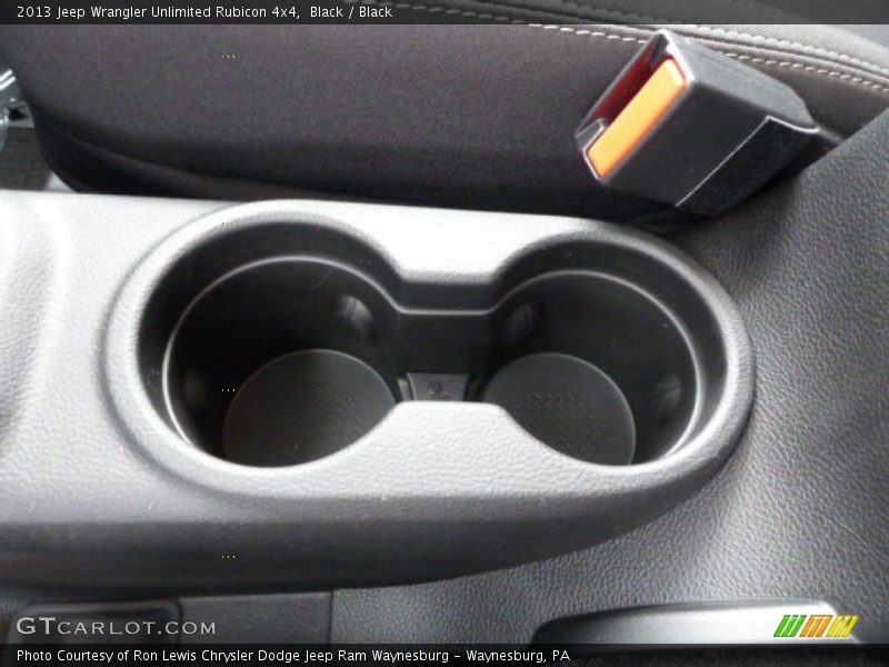 Black / Black 2013 Jeep Wrangler Unlimited Rubicon 4x4