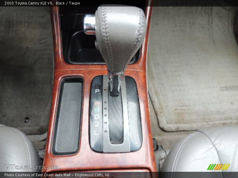 Black / Taupe 2003 Toyota Camry XLE V6
