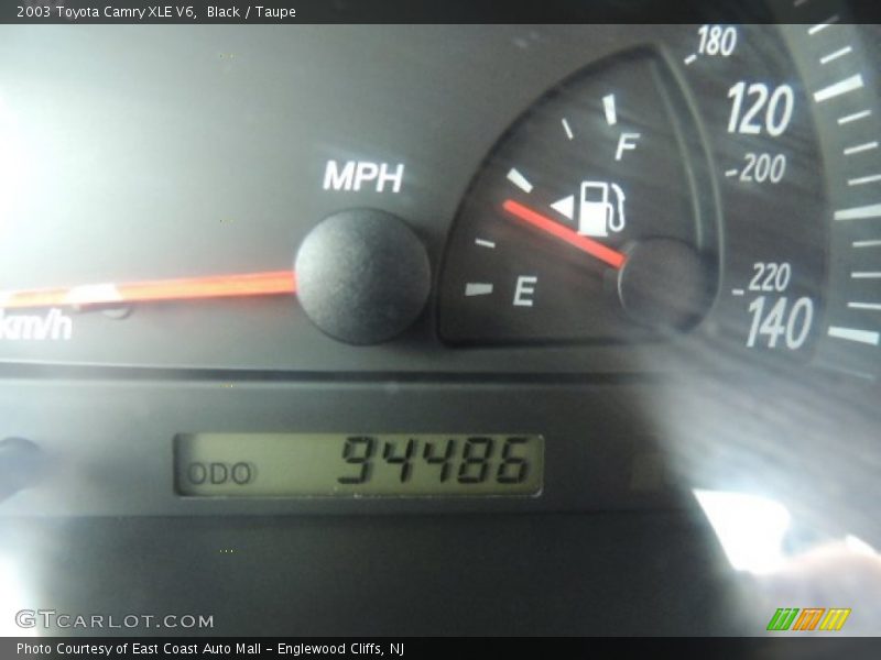 Black / Taupe 2003 Toyota Camry XLE V6