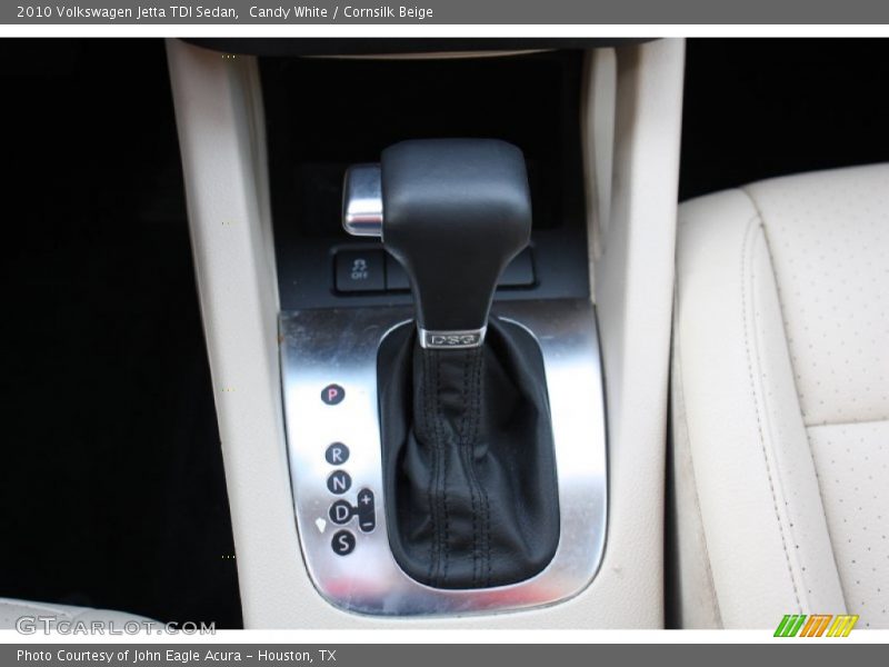 Candy White / Cornsilk Beige 2010 Volkswagen Jetta TDI Sedan
