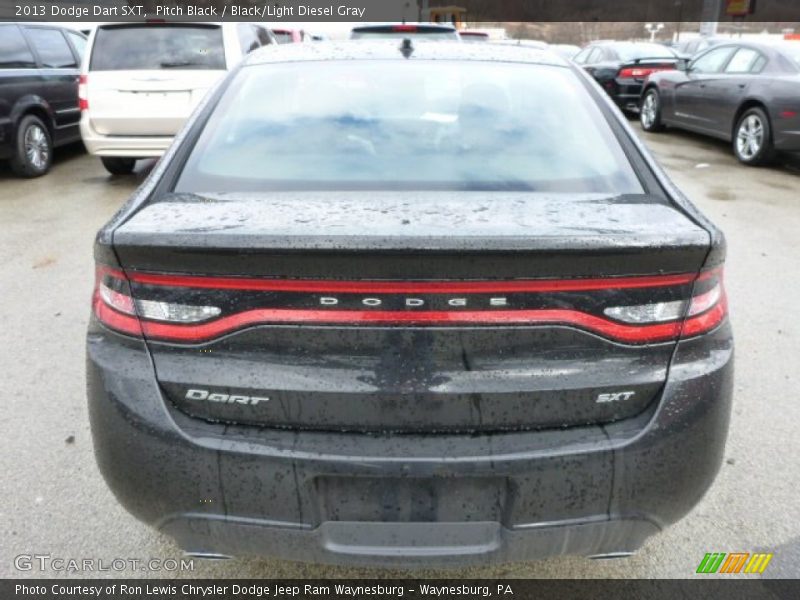 Pitch Black / Black/Light Diesel Gray 2013 Dodge Dart SXT