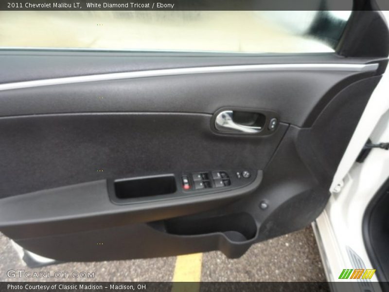 White Diamond Tricoat / Ebony 2011 Chevrolet Malibu LT
