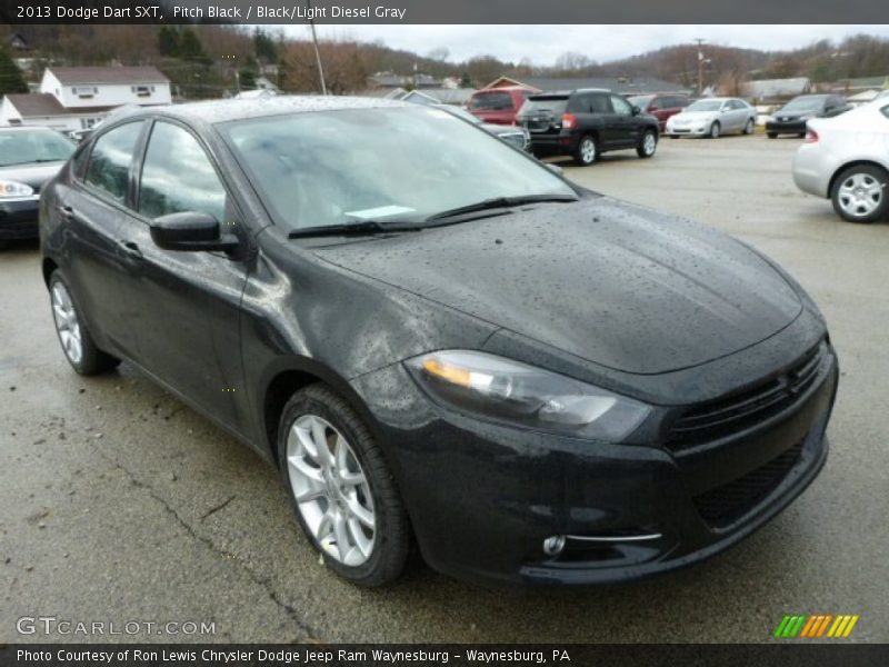 Pitch Black / Black/Light Diesel Gray 2013 Dodge Dart SXT