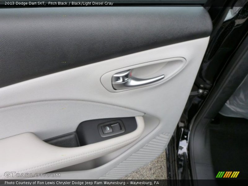 Pitch Black / Black/Light Diesel Gray 2013 Dodge Dart SXT