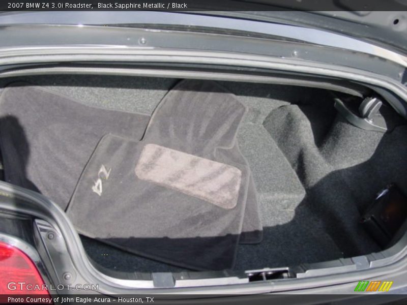  2007 Z4 3.0i Roadster Trunk