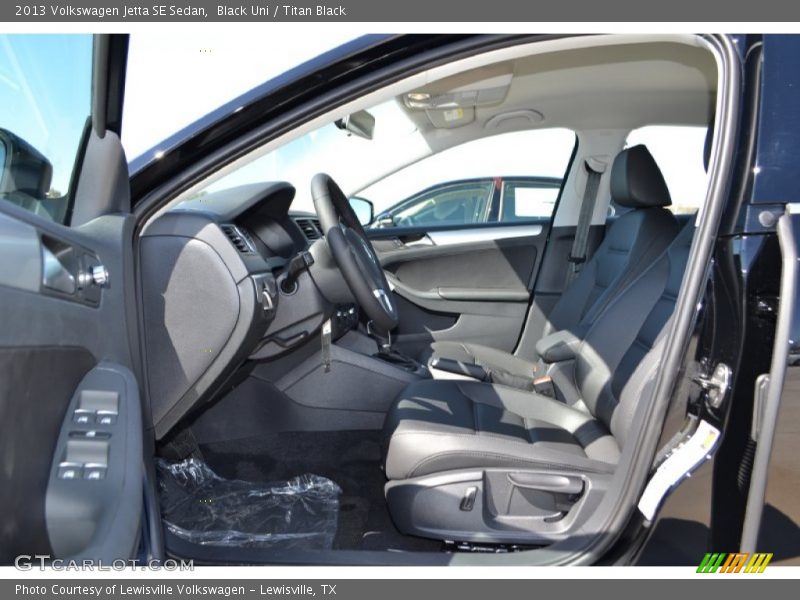 Black Uni / Titan Black 2013 Volkswagen Jetta SE Sedan