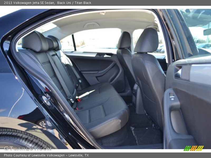 Black Uni / Titan Black 2013 Volkswagen Jetta SE Sedan