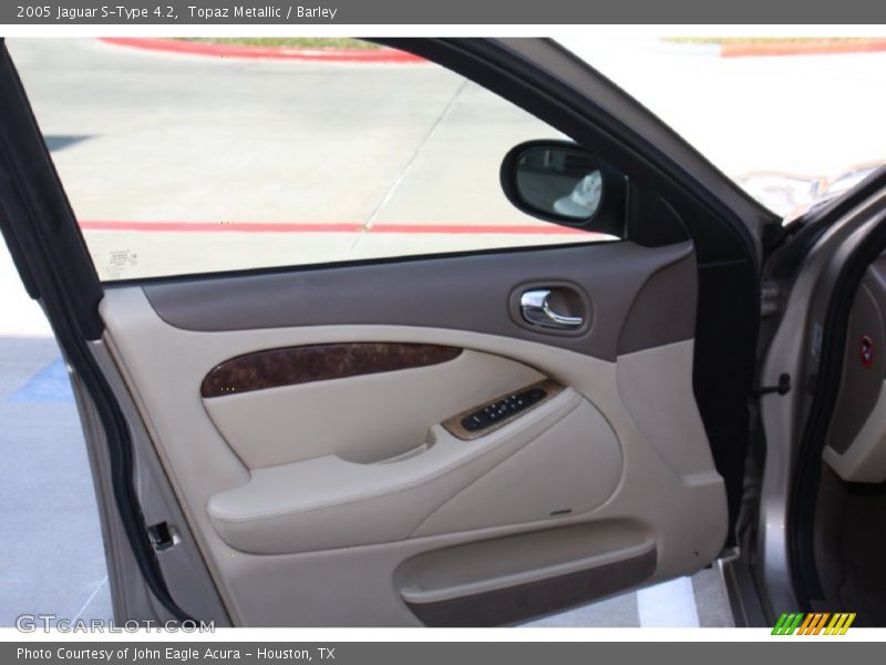 Door Panel of 2005 S-Type 4.2