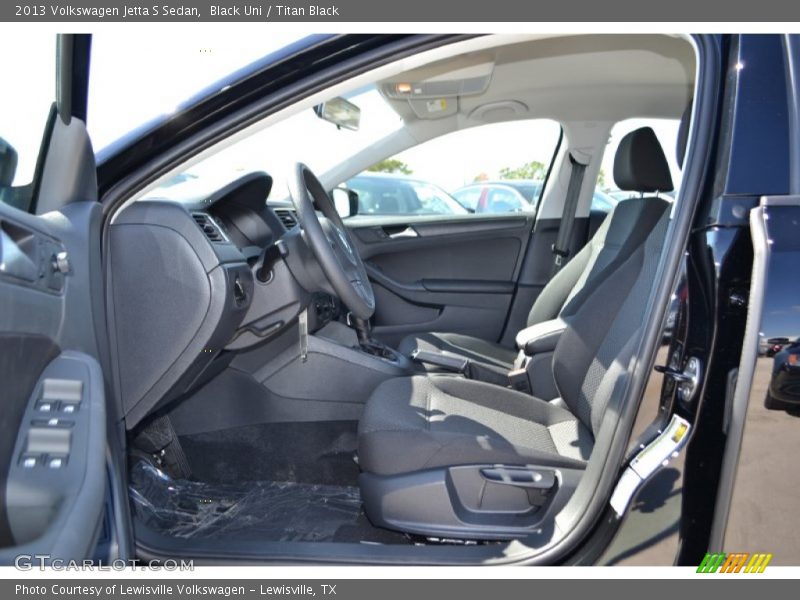 Black Uni / Titan Black 2013 Volkswagen Jetta S Sedan