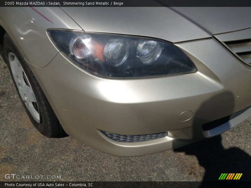 Shimmering Sand Metallic / Beige 2005 Mazda MAZDA3 i Sedan