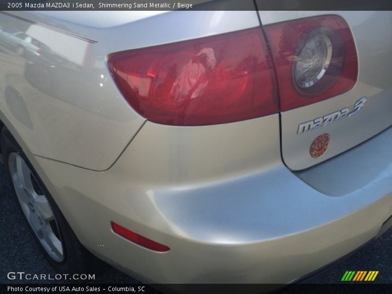 Shimmering Sand Metallic / Beige 2005 Mazda MAZDA3 i Sedan