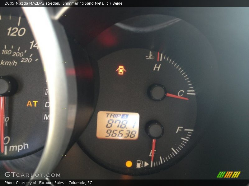 Shimmering Sand Metallic / Beige 2005 Mazda MAZDA3 i Sedan