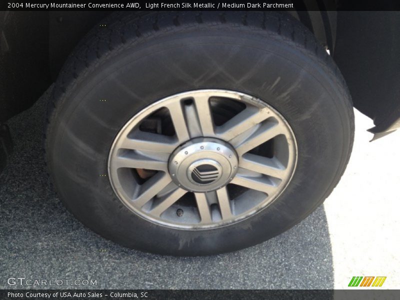 Light French Silk Metallic / Medium Dark Parchment 2004 Mercury Mountaineer Convenience AWD