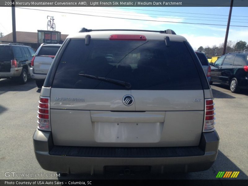Light French Silk Metallic / Medium Dark Parchment 2004 Mercury Mountaineer Convenience AWD