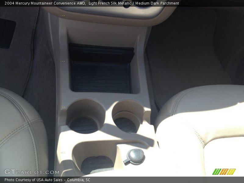 Light French Silk Metallic / Medium Dark Parchment 2004 Mercury Mountaineer Convenience AWD