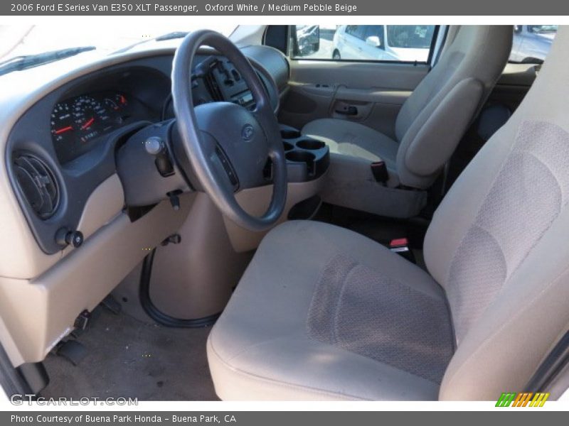 Oxford White / Medium Pebble Beige 2006 Ford E Series Van E350 XLT Passenger