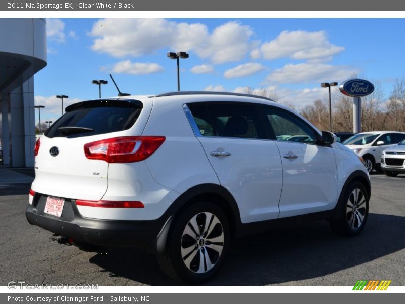 Clear White / Black 2011 Kia Sportage EX