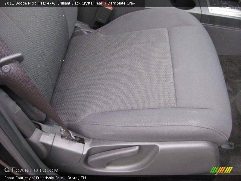 Brilliant Black Crystal Pearl / Dark Slate Gray 2011 Dodge Nitro Heat 4x4