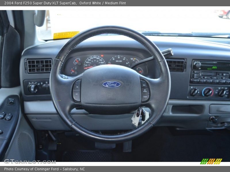  2004 F250 Super Duty XLT SuperCab Steering Wheel
