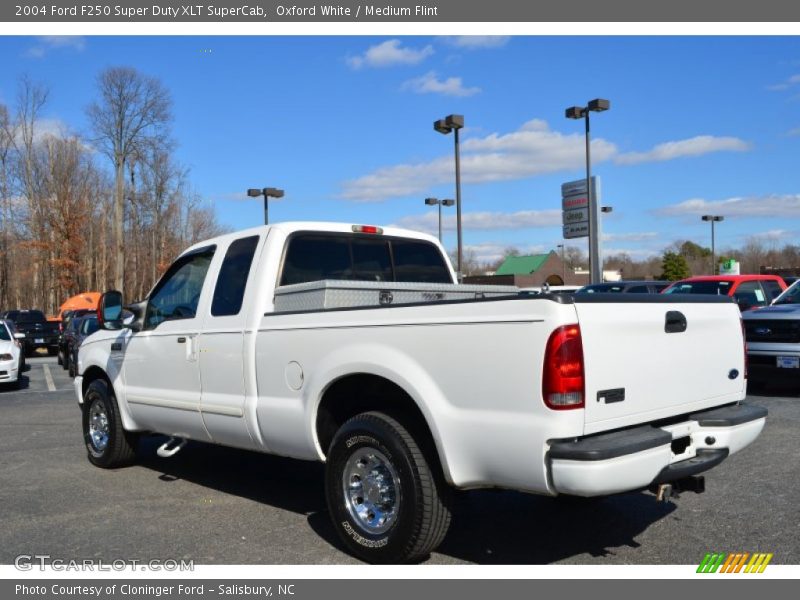 Oxford White / Medium Flint 2004 Ford F250 Super Duty XLT SuperCab