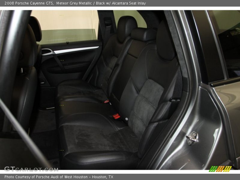 Rear Seat of 2008 Cayenne GTS